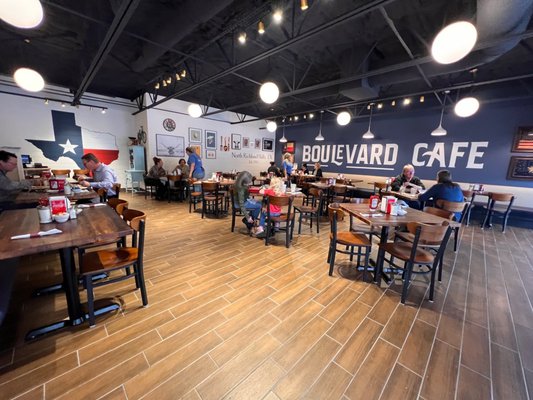 Boulevard Cafe by null