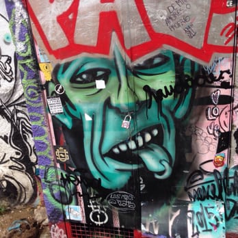 Beco do Batman - Local Flavor Near Me - São Paulo, SP