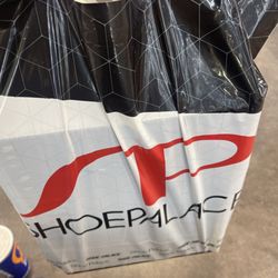 Shoe Palace - Secured bag