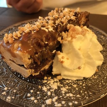 The Frog & Underground - Chocolate and Peanut Butter Stack - Pubs Near Me - Paris, 75 The Frog & Underground - Chocolate and Peanut Butter Stack - Pubs Near Me - Paris, 75