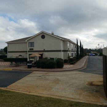 Quality Inn Prattville I-65 - view from the back - Hotels Near Me - Prattville, Alabama Quality Inn Prattville I-65 - view from the back - Hotels Near Me - Prattville, Alabama