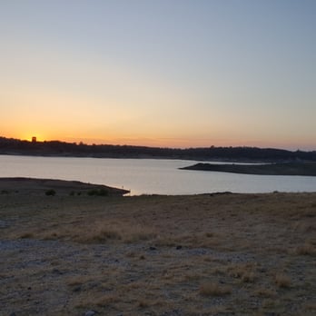 Folsom Lake State Recreation Area - Sunset on the lake - Lakes Near Me - Folsom, California