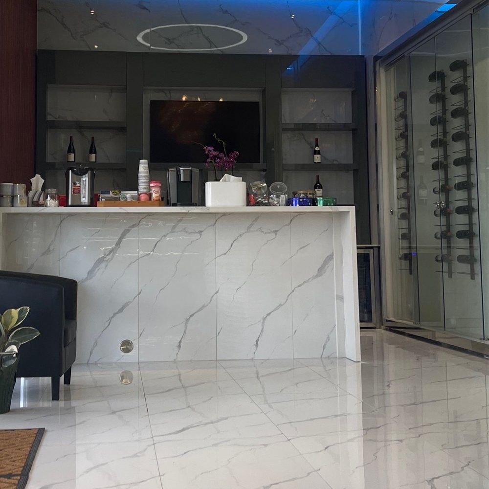 21 Nail Lounge - Coffee/wine bar area - Nail Salons Near Me - Mesa, Arizona 21 Nail Lounge - Coffee/wine bar area - Nail Salons Near Me - Mesa, Arizona