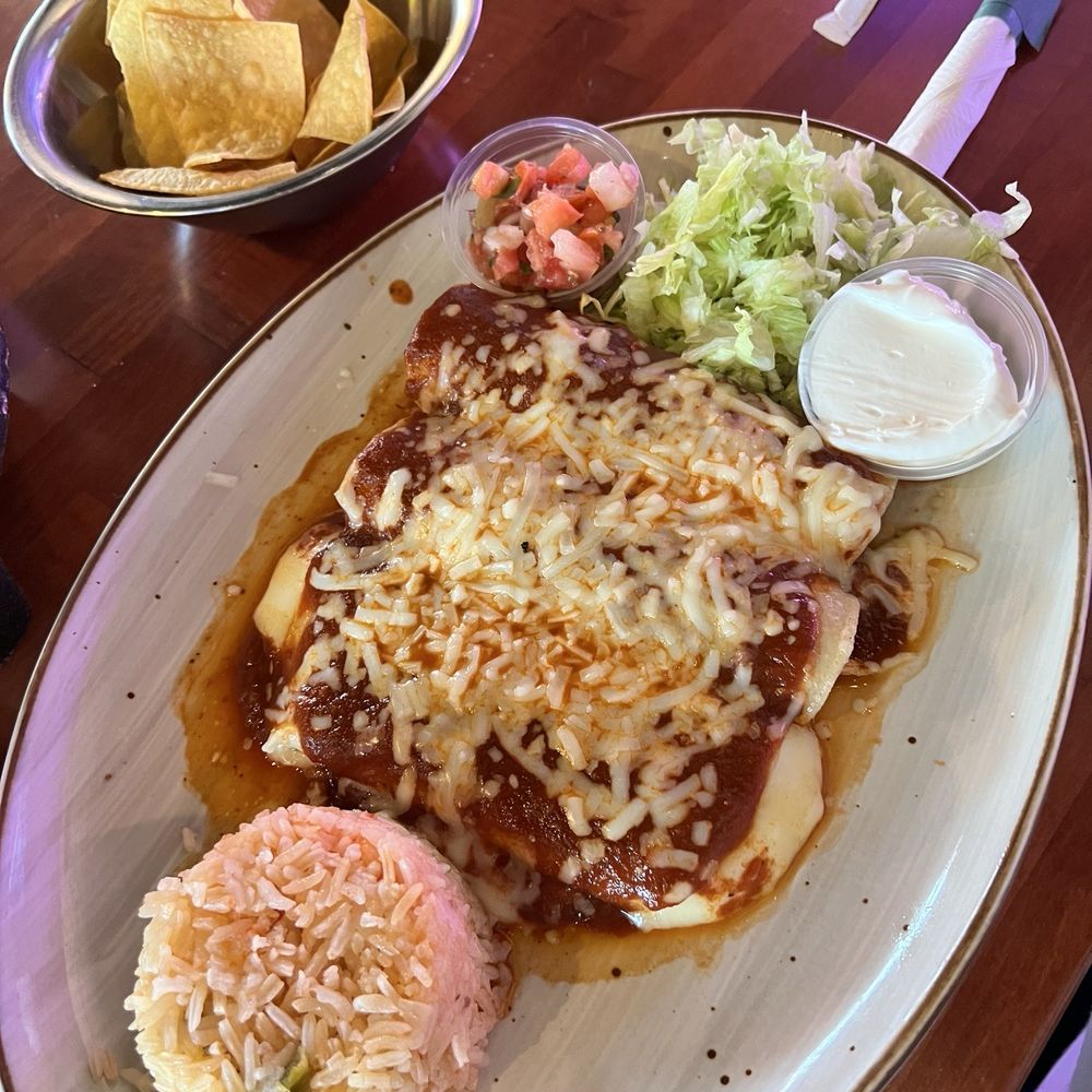 Guacamole Mexican Grill - Enchiladas Mexicanas - Mexican Near Me - Orlando, Florida Guacamole Mexican Grill - Enchiladas Mexicanas - Mexican Near Me - Orlando, Florida