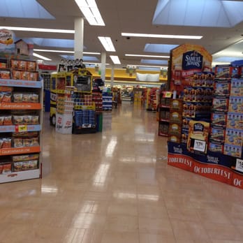 Stop & Shop - Did I say WIDE aisles? And love the neat creative and organized displays. - Grocery Near Me - Carle Place, New York Stop & Shop - Did I say WIDE aisles? And love the neat creative and organized displays. - Grocery Near Me - Carle Place, New York
