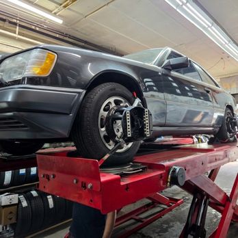 Rush Auto Tire Shop - Hunter Engineering Wheel Alignment. - Tires Near Me - Brooklyn, New York Rush Auto Tire Shop - Hunter Engineering Wheel Alignment. - Tires Near Me - Brooklyn, New York