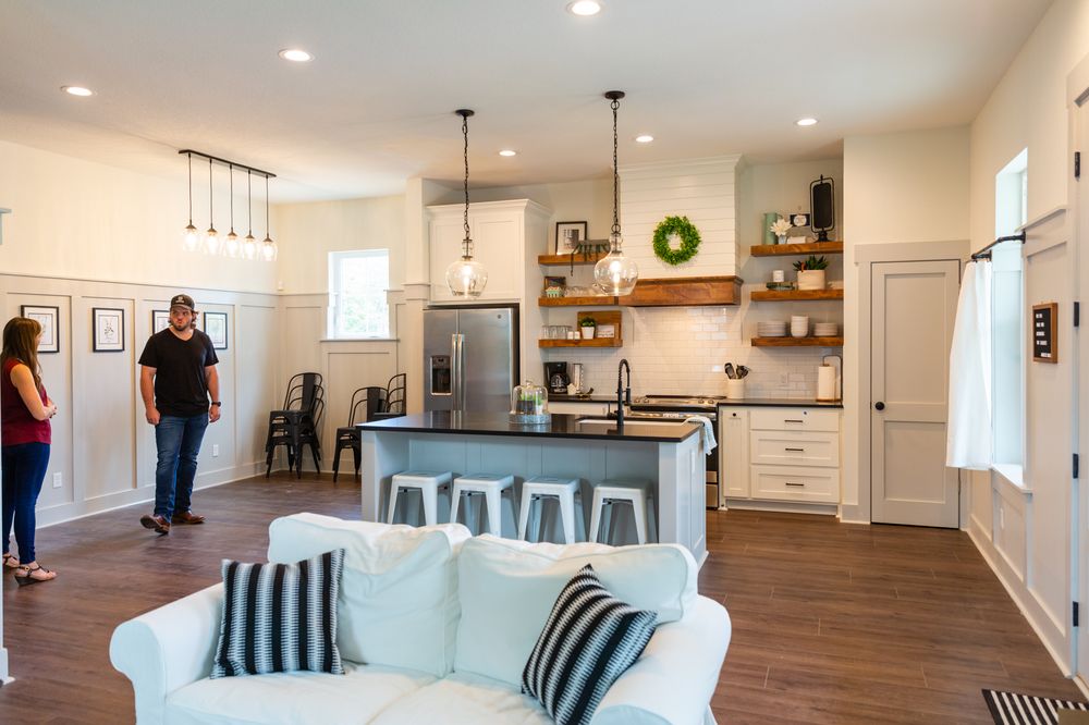 Slide of Motex Construction