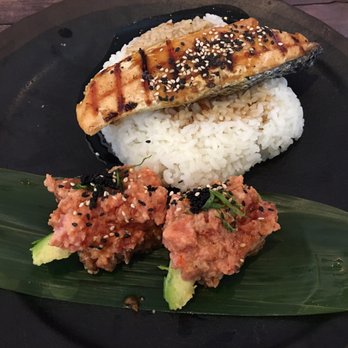 Tokyo Cube - Lunch special salmon with 2 pieces of spicy tuna and crispy rice. - Japanese Near Me - Los Angeles, California Tokyo Cube - Lunch special salmon with 2 pieces of spicy tuna and crispy rice. - Japanese Near Me - Los Angeles, California