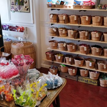 Small Town Sweets - Candy Stores Near Me - Half Moon Bay, California