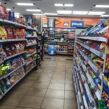 Pilot Travel Center - Gas Stations Near Me - Crossville, Tennessee