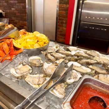 Boston Lobster Feast - Buffet bar - Seafood Near Me - Orlando, Florida