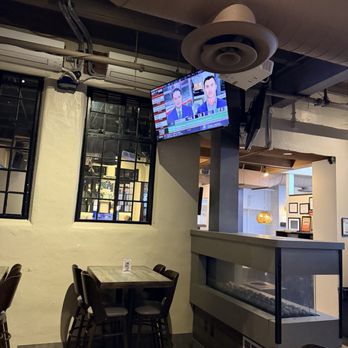 Post Office Cafe - Tv - American Near Me - Babylon, New York