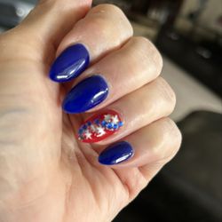 G Spa Nails