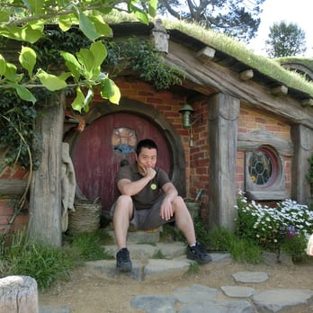 Hobbiton - Hmmm... Mr Frodo isn't home... where could he be? - Tours Near Me - Matamata, WKO Hobbiton - Hmmm... Mr Frodo isn't home... where could he be? - Tours Near Me - Matamata, WKO