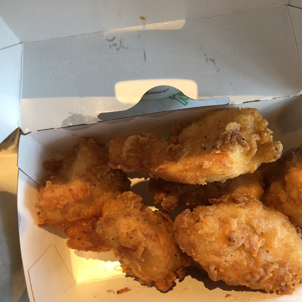 Shake Shack Long Beach - Chick'n Bites - Burgers Near Me - Long Beach, California Shake Shack Long Beach - Chick'n Bites - Burgers Near Me - Long Beach, California