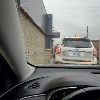 Starbucks - Long lines - Coffee & Tea Near Me - Grand Rapids, Michigan