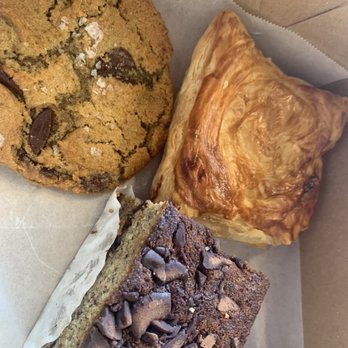 Cara Mia Baking - Chocolate chip cookie. Goat cheese and honey pastry. Coffee cake. - Bakeries Near Me - Lomita, California Cara Mia Baking - Chocolate chip cookie. Goat cheese and honey pastry. Coffee cake. - Bakeries Near Me - Lomita, California