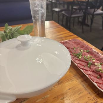 Mama Pho - Perfect Mama's Filet Mignon Pho! - Vietnamese Near Me - Honolulu, Hawaii