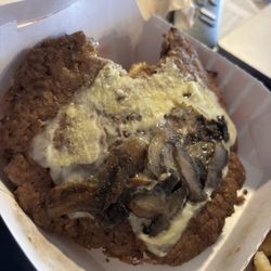 Freddy's Frozen Custard & Steakburgers - It would be nice to get the toppings I paid for on the whole burger