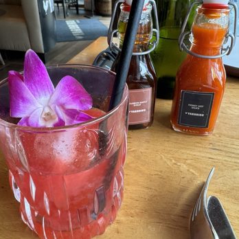 Yardbird Table & Bar - Southern Near Me - Miami Beach, Florida