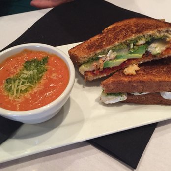 The Union Kitchen - Lobster Grilled Cheese - New American Near Me - Kingwood, Texas