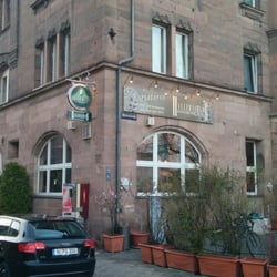 Hallerschloss - Aussen Altbau, drinnen modern.