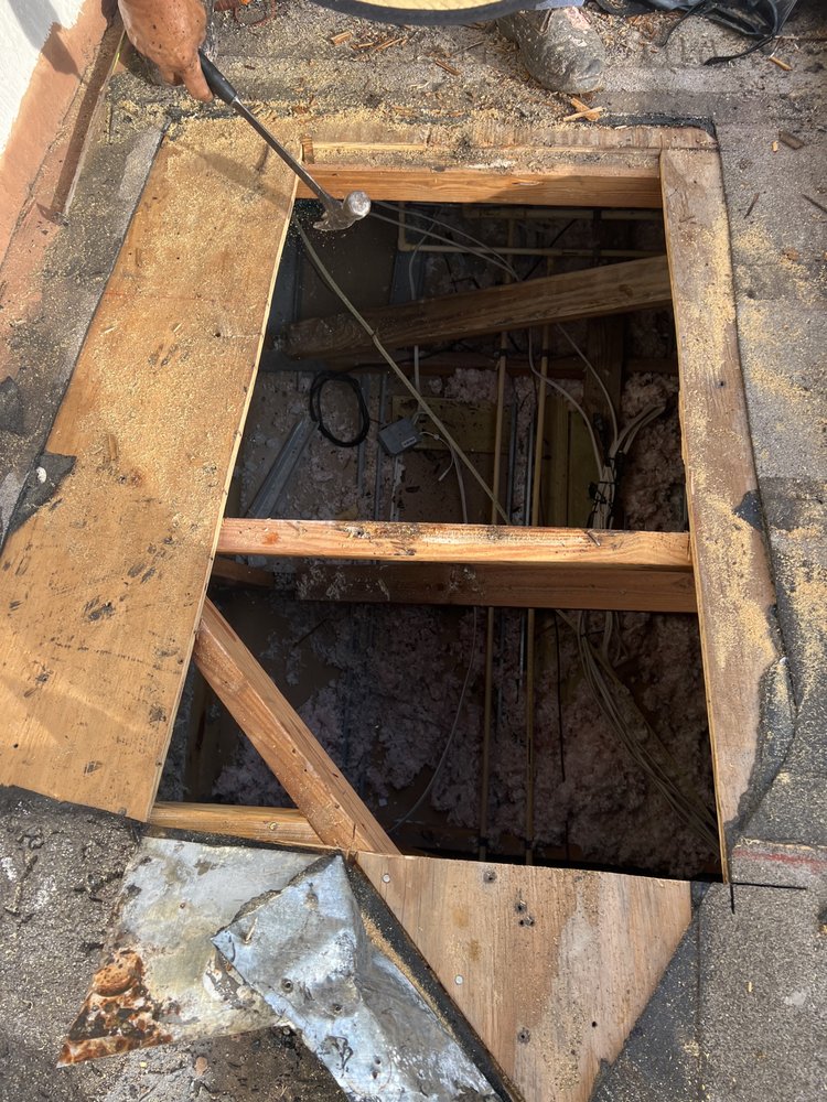 Slide of Borja Roofing