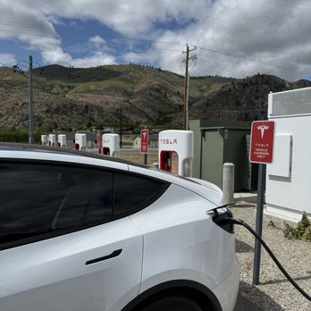Tesla Supercharger - EV Charging Stations Near Me - Entiat, Washington Tesla Supercharger - EV Charging Stations Near Me - Entiat, Washington