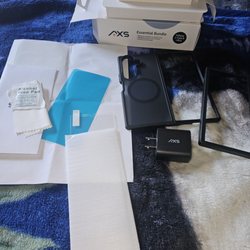 AT&T Store - Everything that comes in the box.