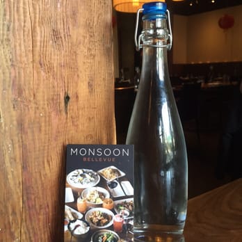 Monsoon Bellevue - Interior - Vietnamese Near Me - Bellevue, Washington