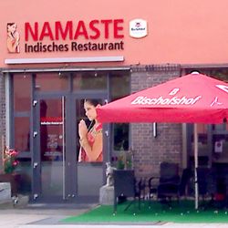 Namaste - Blick auf den Eingang