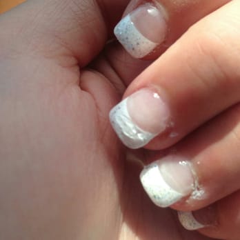Ultra Nails - i CAN'T believe Bryan let her leave like this.look at her middle finger & sides of nails - Nail Salons Near Me - Tullahoma, Tennessee