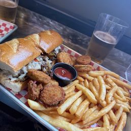 Cheesesteak  &  Fries