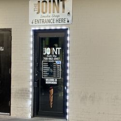 The Joint Smoke Shop - Entrance and Hours