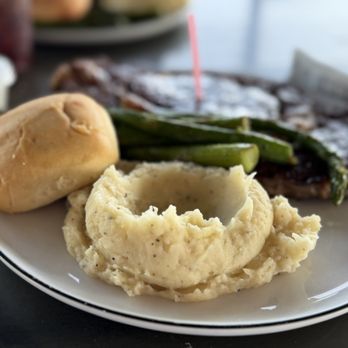 Wakepoint LBJ - Steak night - Convenience Stores Near Me - Kingsland, Texas Wakepoint LBJ - Steak night - Convenience Stores Near Me - Kingsland, Texas