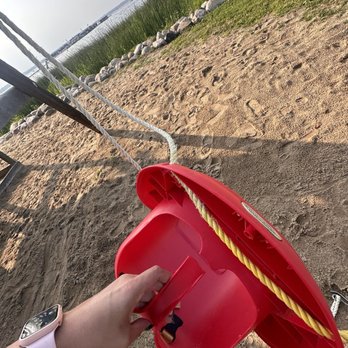 Sullivan's Resort and Campground - Broken infant swing - Hotels Near Me - Brainerd, Minnesota