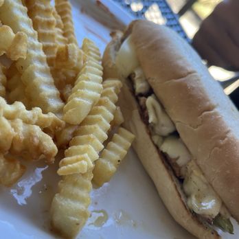 Ricardo's Grill and Pub - Chicken Philly - American Near Me - Versailles, Kentucky Ricardo's Grill and Pub - Chicken Philly - American Near Me - Versailles, Kentucky