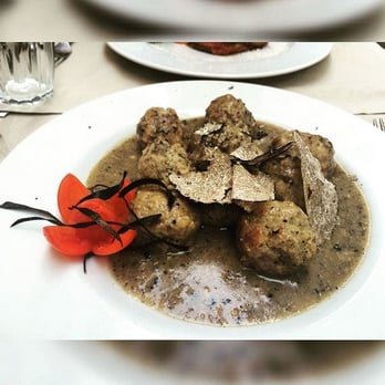 Da Francesco - The truffle meatballs: the plating is BEAUTIFUL, but I don't think the meatballs lived up to the Yelp hype. - Italian Near Me - Rome, RM Da Francesco - The truffle meatballs: the plating is BEAUTIFUL, but I don't think the meatballs lived up to the Yelp hype. - Italian Near Me - Rome, RM