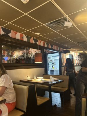 Barcelona Wine Bar by null