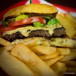 House of Burgers & Wings
