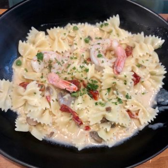 Hook & Barrel - Seafood Near Me - Myrtle Beach, South Carolina
