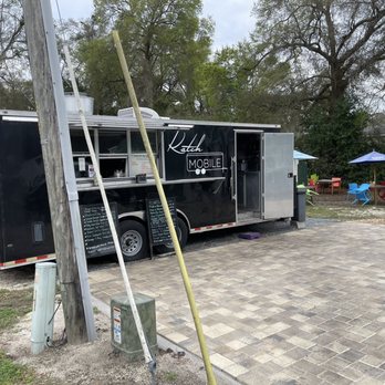 Katch Mobile - The food truck delivers quality food @ reasonable prices - Barbeque Near Me - Lecanto, Florida Katch Mobile - The food truck delivers quality food @ reasonable prices - Barbeque Near Me - Lecanto, Florida