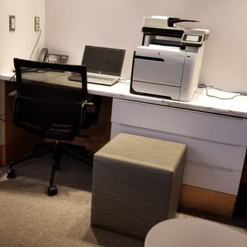 Virgin Atlantic Lounge - Airport Lounges Near Me - Dulles, Virginia Virgin Atlantic Lounge - Airport Lounges Near Me - Dulles, Virginia