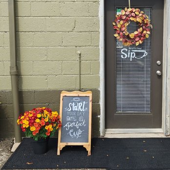Neighborhood Sip - Rear entrance - Coffee & Tea Near Me - Livonia, Michigan