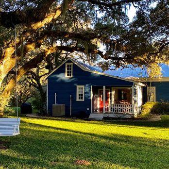 BlissWood Bed and Breakfast Ranch - Charming historic Texas vacation rentals - Bed & Breakfast Near Me - Cat Spring, Texas
