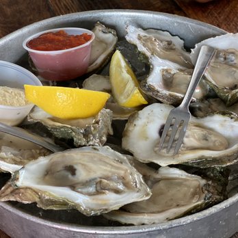 Bunky's Raw Bar & Grill - Bunky 's Fresh Shucked Oysters - Sports Bars Near Me - Indialantic, Florida Bunky's Raw Bar & Grill - Bunky 's Fresh Shucked Oysters - Sports Bars Near Me - Indialantic, Florida