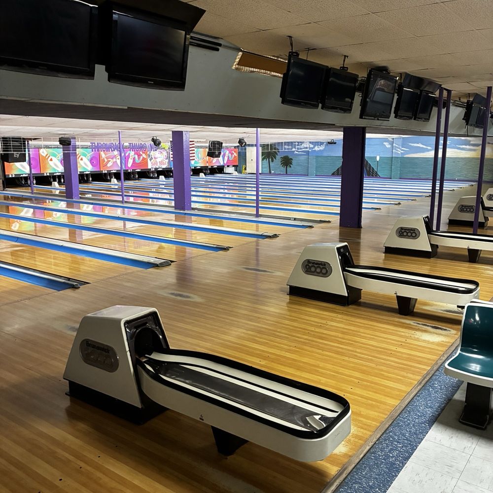 Surf Bowl - Bowling Near Me - Oceanside, California Surf Bowl - Bowling Near Me - Oceanside, California