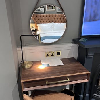 100 Queen's Gate - Small bedroom - Hotels Near Me - London, XGL