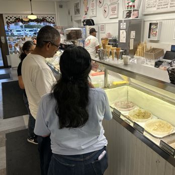 Fosselman's Ice Cream - Ice Cream & Frozen Yogurt Near Me - Alhambra, California