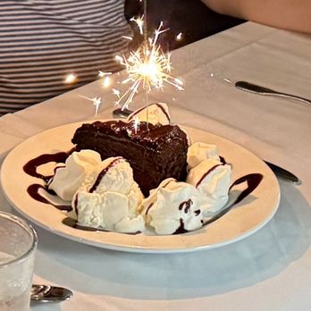Choplin's Restaurant - Fantastic chocolate cake!! - Seafood Near Me - Cornelius, North Carolina